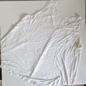 Lane Bryant white v-neck swing tank size 22/24